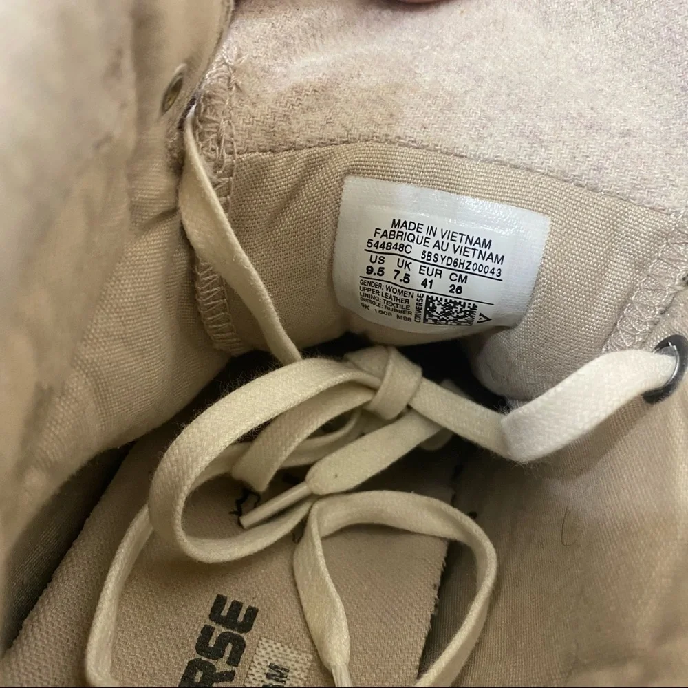 Converse • CTAS Platform Hi Sneakers - Picture 11 of 11